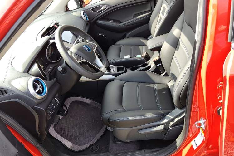 Used BYD Yuan New Energy 2018 EV360 Smart Connect Cool Edition
