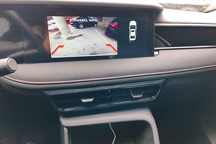 Used Roewe i5 2023 1.5L Manual Excellence Edition