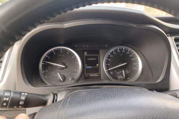 Used Toyota Highlander 2018 2.0T Four-Wheel Drive Luxury Edition 7 Seats China V Emission Standard Instrument Cluster