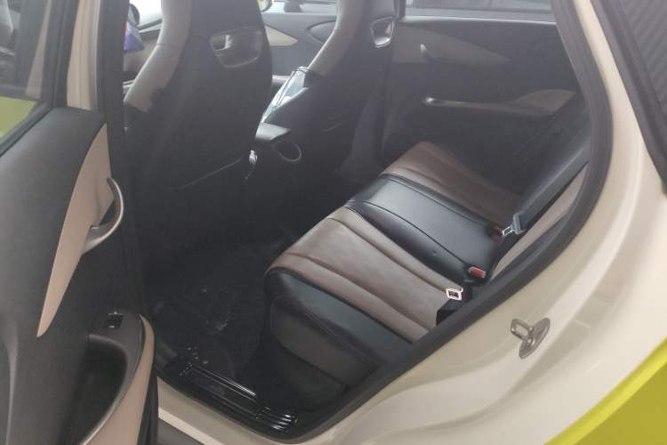 Used BYD Dolphin 2023 420 km Free Version
