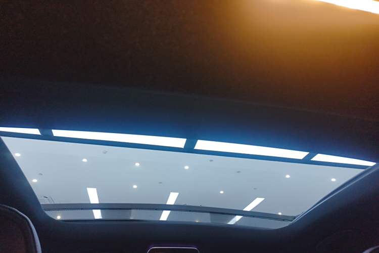 Used Mercedes-Benz GLC Coupe 2024 GLC 260 4MATIC Coupe SUV
