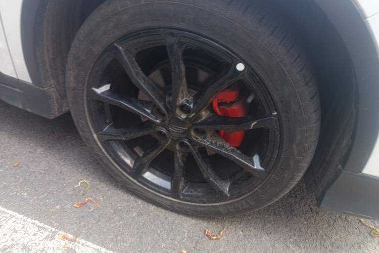 Used Geely Auto Emgrand S 2021 1.4T CVT Prestige Edition Right Front Wheel Hub