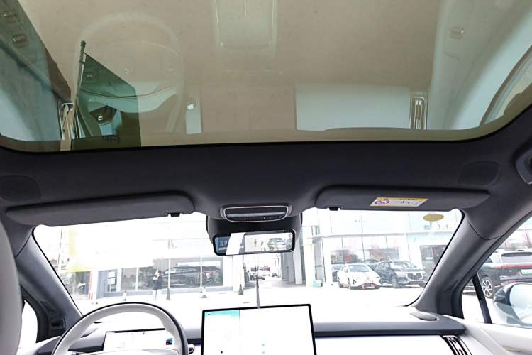 Used XPeng P7+ 2024 Long-Range Max Headliner