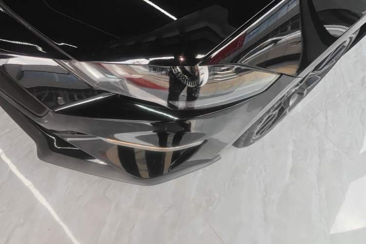 Used Ford Mustang 2020 2.3L EcoBoost Left Front Headlight