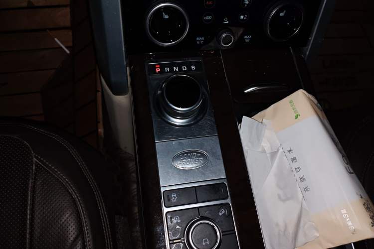 Used Land Rover Range 2021 3.0 L6 Century Extended Classic Edition