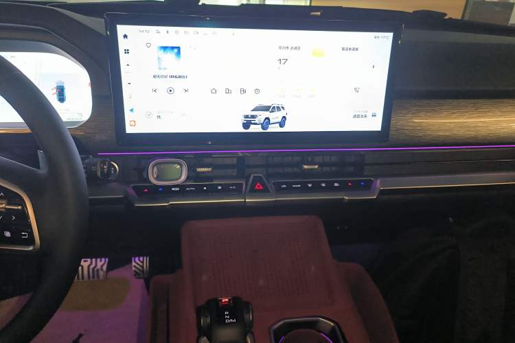 Used Tank 400 New Energy 2024 Hi4-T City Edition Audio And AC Panel