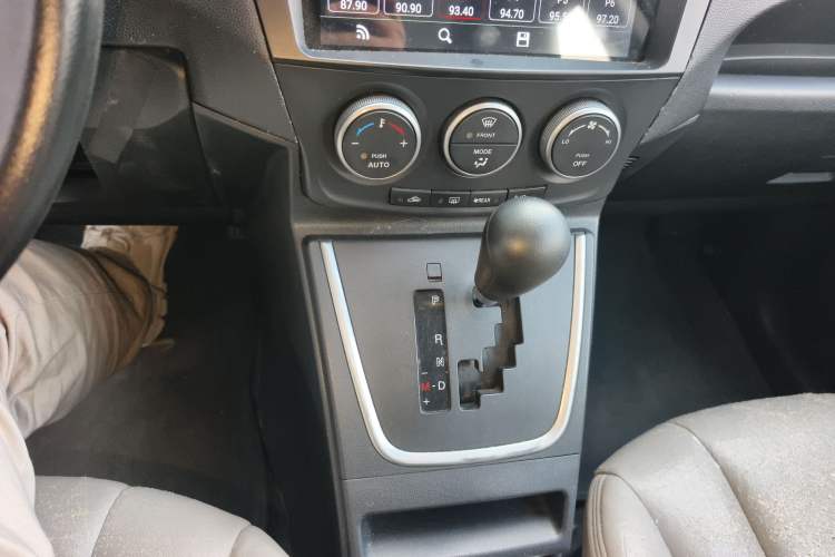 Used Mazda Mazda 5 2011 2.0L Automatic Comfort Edition
