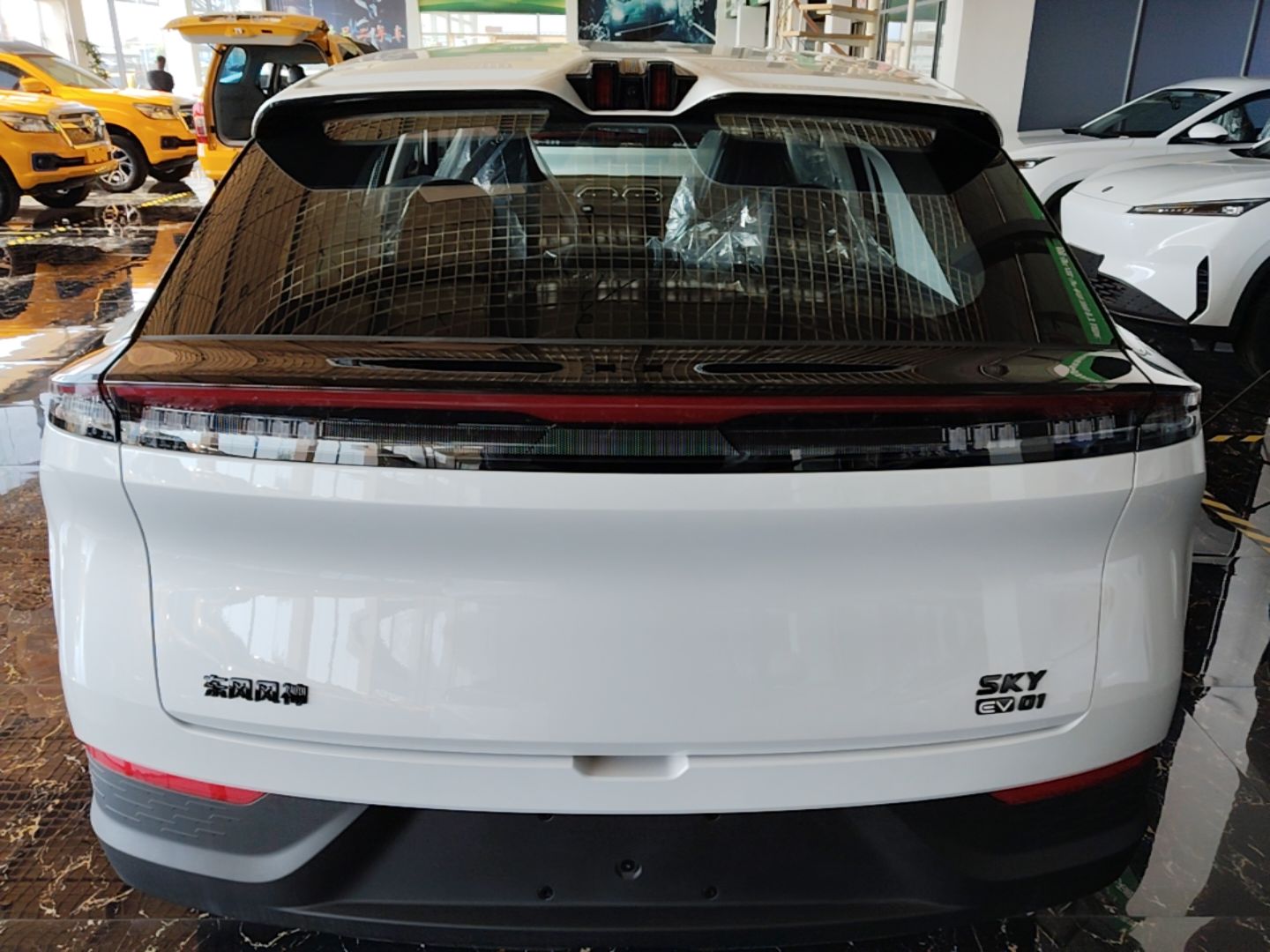 Dongfeng Aeolus SKY EV01 2025 530 km AIR Elite Edition — снимка 5