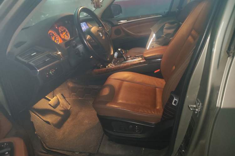 Used BMW X5 2011 xDrive35i Leading Model
