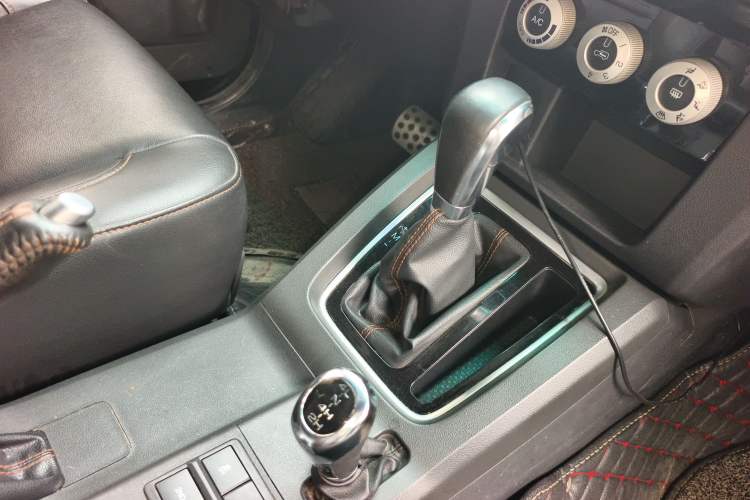 Used BAIC Off-Road BJ40 2016 40L 2.3T Automatic All-Wheel Drive Premium Edition