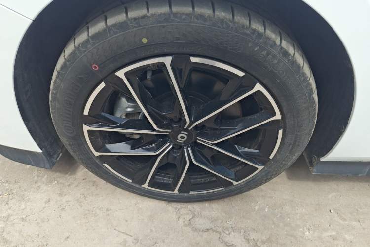 Used CHANGAN NEVO A06 2023 Advanced Model Left Front Wheel Hub