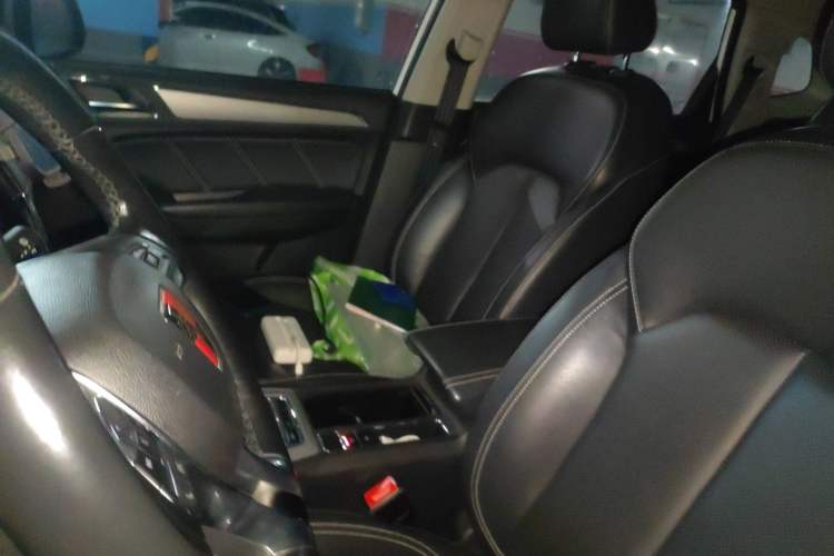 Used Roewe RX5 2018 20T Two-Wheel Drive Automatic Flagship Edition
