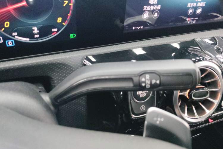 Used Mercedes-Benz A-Class 2022 Restyled A 200 L Sport Sedan Fashion Version Gear Lever