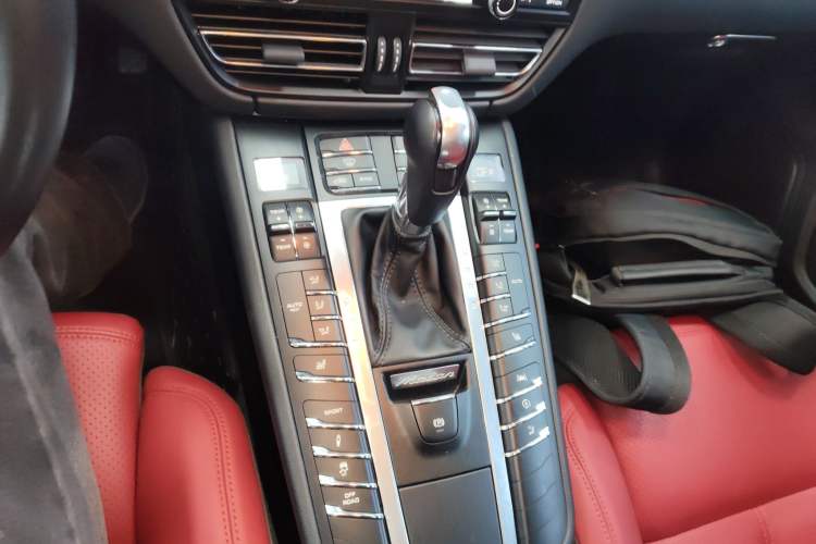 Used Porsche Macan 2018 Macan 2.0T
