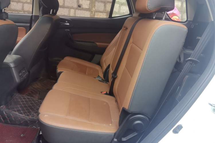 Used CHANGAN OSHAN CX70 2016 1.6L Manual Smart Connect Version Left Rear Seat