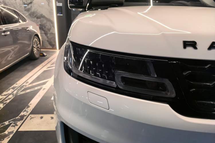 Used Land Rover Range Rover Sport 2021 3.0 L6 YAO Black Edition
