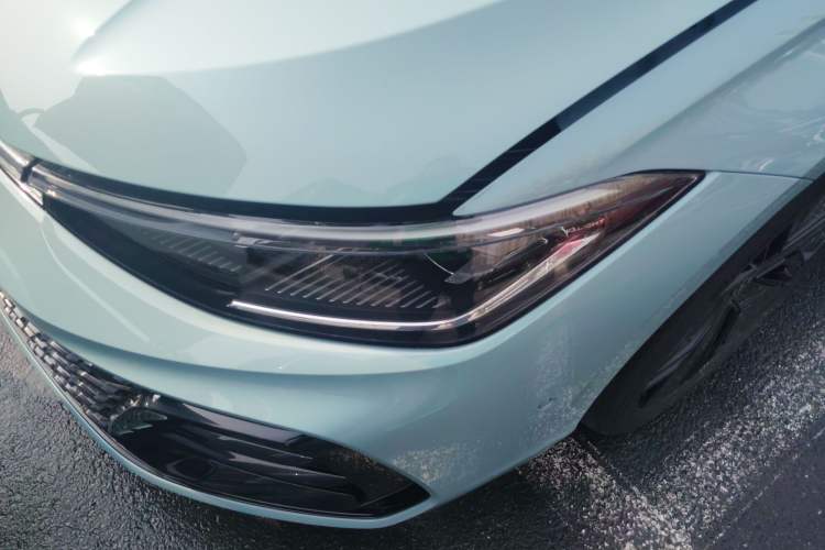 Used Volkswagen Passat 2025 Pro 380TSI Starry Dragon Luxury Edition
