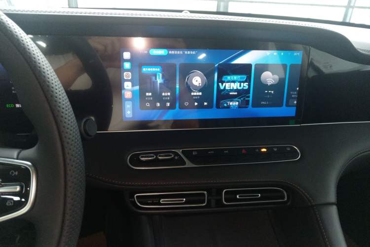 Used Roewe D7 2025 DMH 125km World Champion Edition Audio And AC Panel