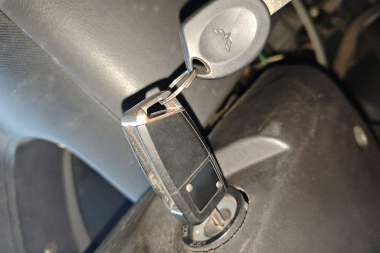 Used Wuling Zhiguang 2014 1.2L Extended Version LD6