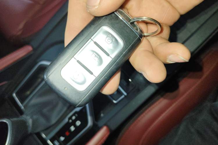 Used Dongfeng Fengon 500 2022 1.5L CVT Luxury Edition Interior 1