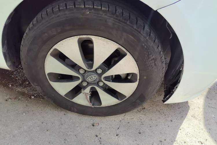 Used Kia K2 2015 Sedan 1.4L Automatic GLS
