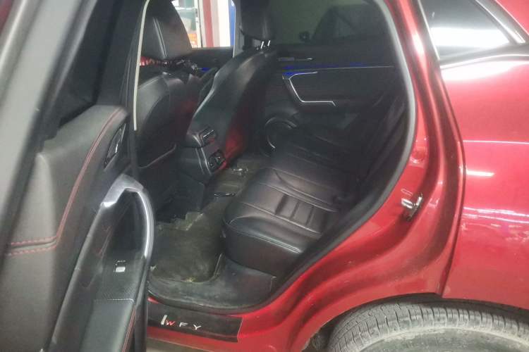 Used Wey VV5 2017 2.0T Ultra-Luxury Version Left Rear Seat