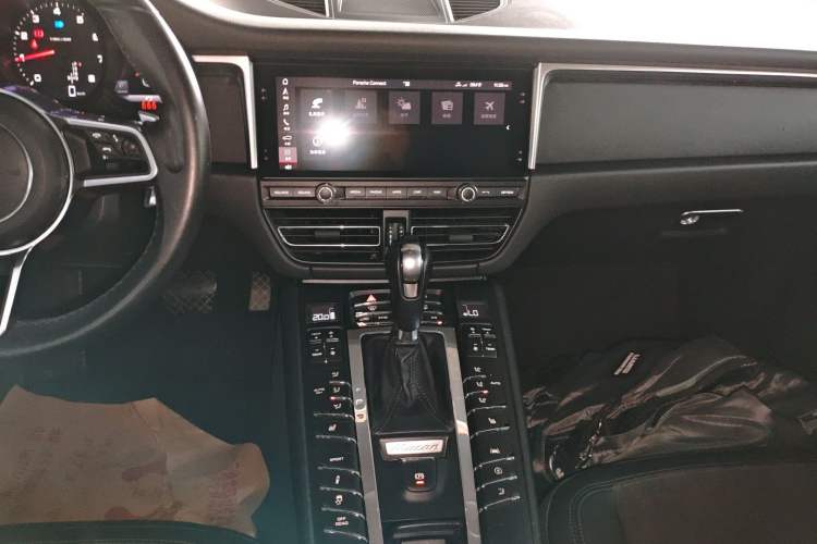 Used Porsche Macan 2018 Macan 2.0T