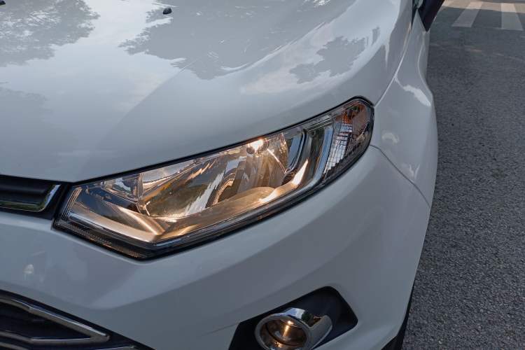 Used Ford EcoSport 2013 1.0L GTDi Manual Luxury Model Left Front Headlight