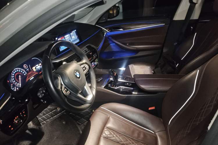 Used BMW 5 Series 2018 Facelifted 530Li Luxury Edition Premium Package Left Front Seat