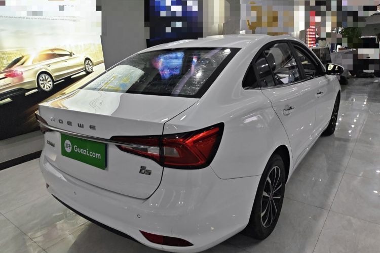 Used Roewe i5 2020 1.5L Automatic 4G Connect Luxury Flagship Edition
