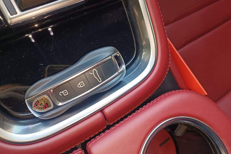 Used Porsche Panamera 2023 Facelifted Panamera 2.9T Platinum Edition
