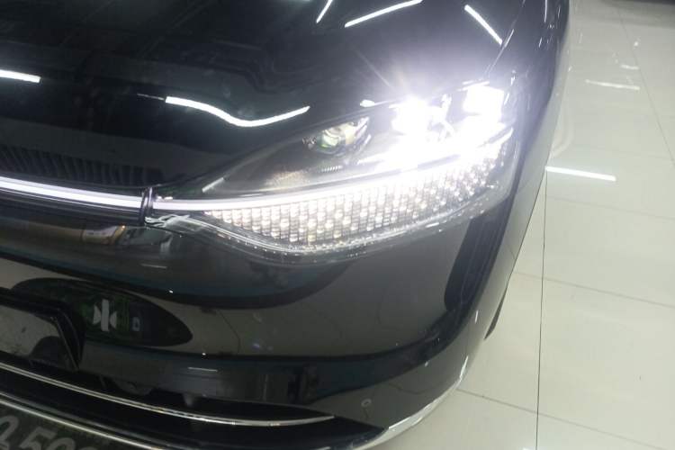 Used Hima AITO M9 2025 Extended-Range Ultra Version 52 kWh 6-Seater