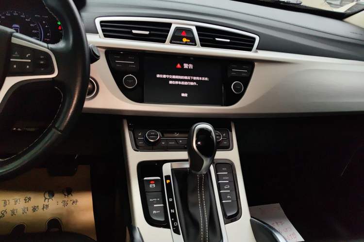 Used Geely Auto Emgrand X7 Sport 2018 1.8TD Automatic Two-Wheel Drive Smart Connect 4G Internet Edition