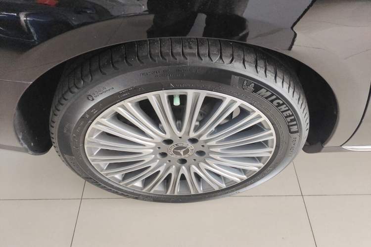 Used Mercedes-Benz E-Class 2021 E 300 L Luxury Model
