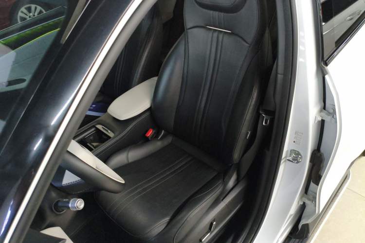 Used Geely Galaxy L7 2023 1.5T 115 km MAX Left Front Seat