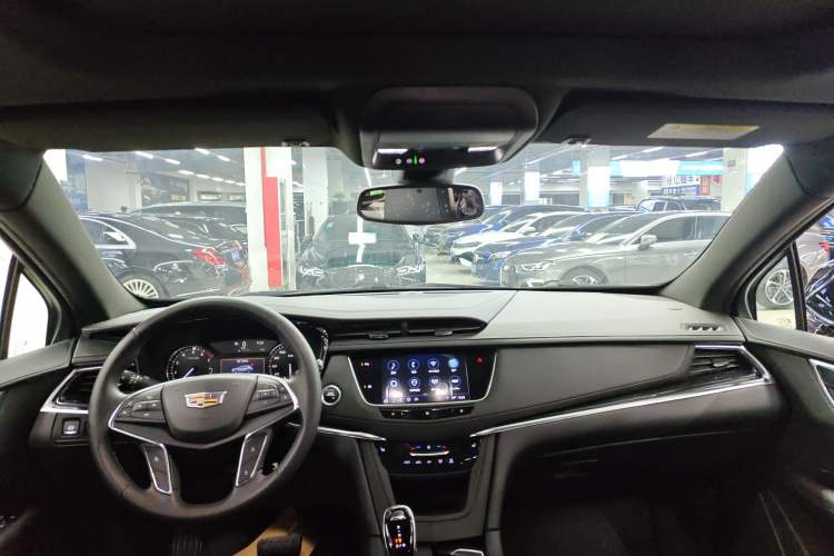 Used Cadillac XT5 2021 2.0T Two-Wheel Drive Luxury Version Headliner