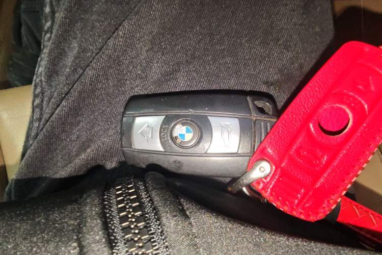 Used BMW X1 2010 sDrive18i Luxury Model Vehicle Key