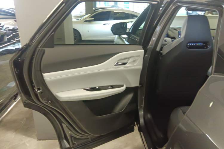 Used Changan UNI-Z 2025 1.5T Premium Edition