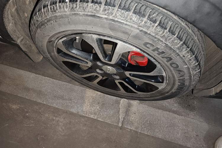 Used Geely Auto Vision X3 2017 1.5L Automatic Luxury Model Right Front Wheel Hub