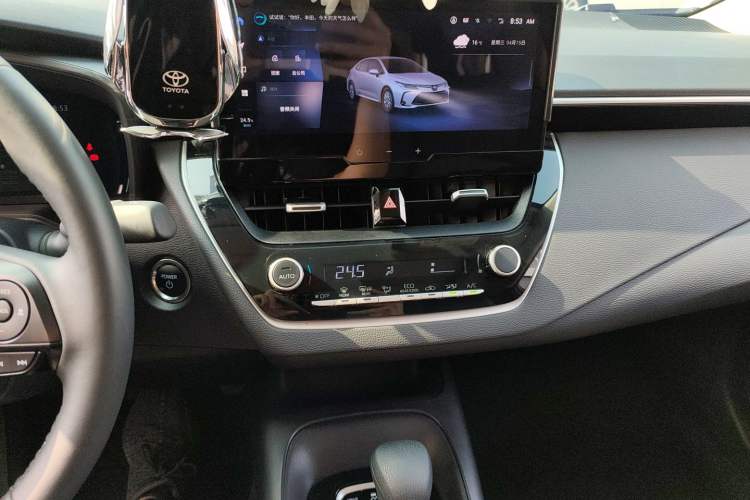 Used Toyota Corolla 2024 1.8L Smart Electric Hybrid Dual-Engine Elite Edition Audio And AC Panel