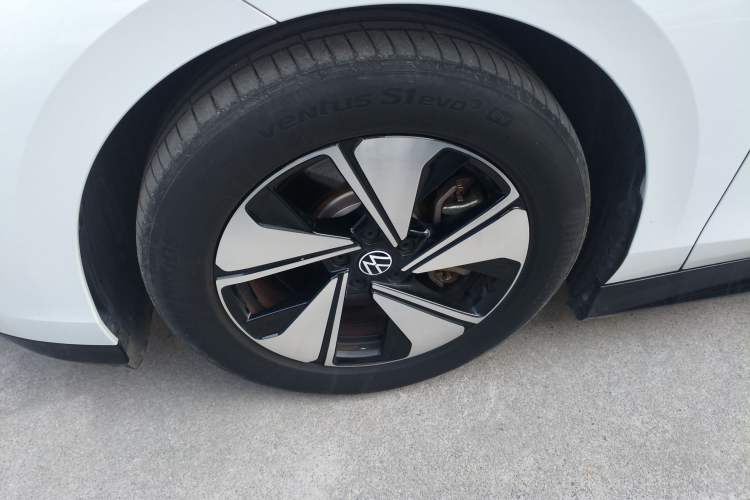 Used Volkswagen ID.7 VIZZION 2024 AIR model