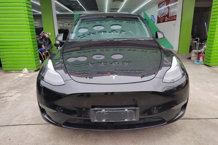 Used Tesla Model Y 2021 Long-Range All-Wheel-Drive Version