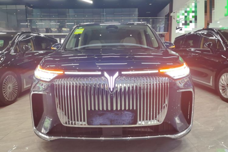 Used VOYAH Dream 2025 EV Four-Wheel Drive Flagship Kunpeng Edition