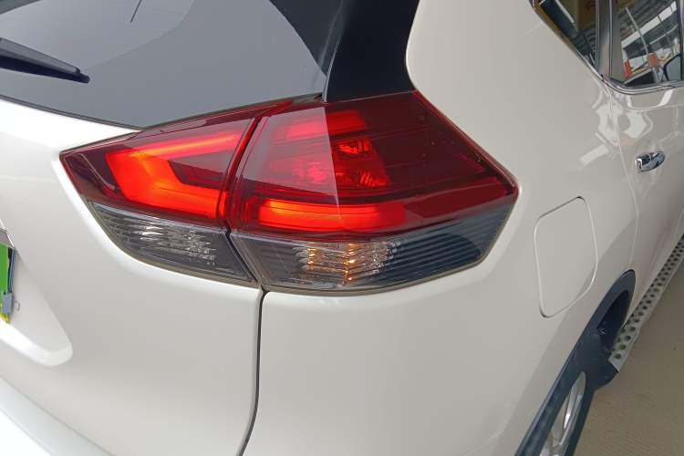 Used Nissan X-Trail 2021 2.0L CVT 2WD XL ITS Comfort Commemorative Edition Exterior 3