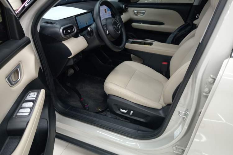 Used Wuling Bingo PLUS 2024 401 km Range 5-Seater Version
