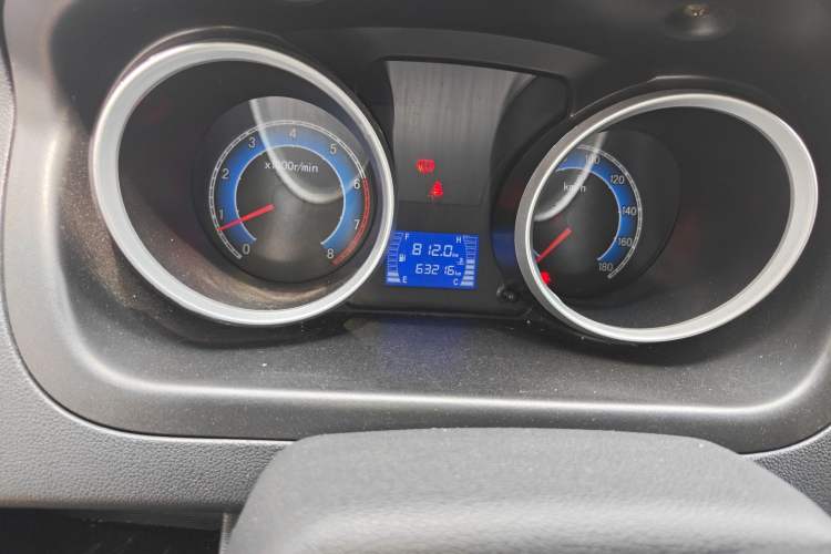 Used CHANGAN KAICHENG Ruixing M60 2019 1.5L Standard Model China V Emission Standards 5/6 Seats 4G15S
