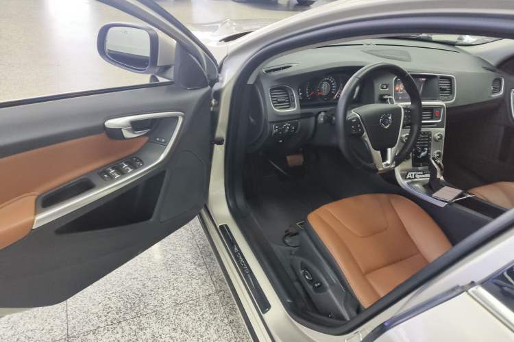 Used Volvo S60 2017 S60L T3 Smart Upgrade Edition