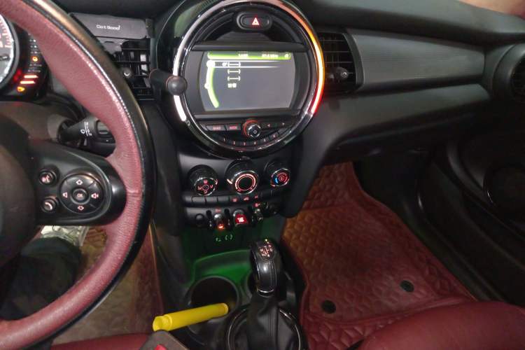 Used MINI MINI 2014 1.5T COOPER Fun