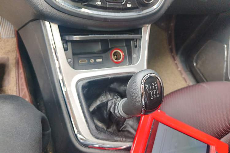 Used Baojun 560 2016 1.8L Manual Luxury Edition