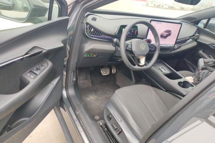Used Volkswagen ID.UNYX 2024 Pro Long-Range Version Driver Seat